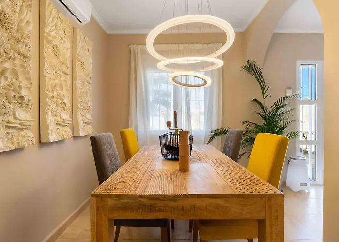 House With Private Pool Alpstuga Torrevieja