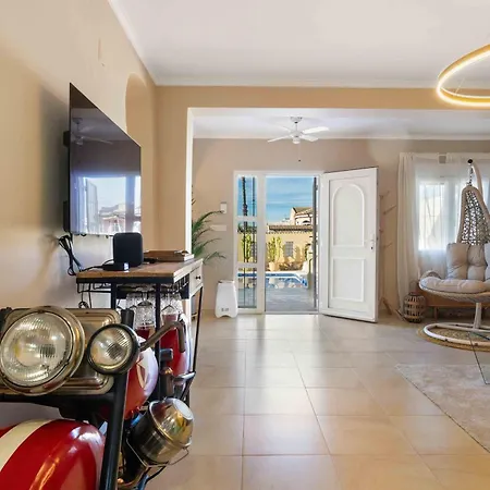 Charming House With Private Pool In Urb Saint Louis * Torrevieja